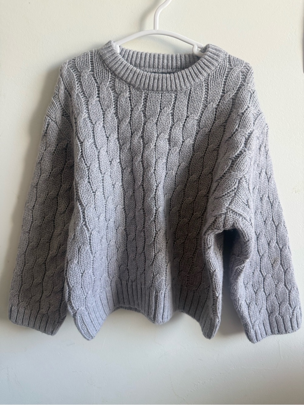 Like new Zara Light Gray Cable Knit Kids Sweater